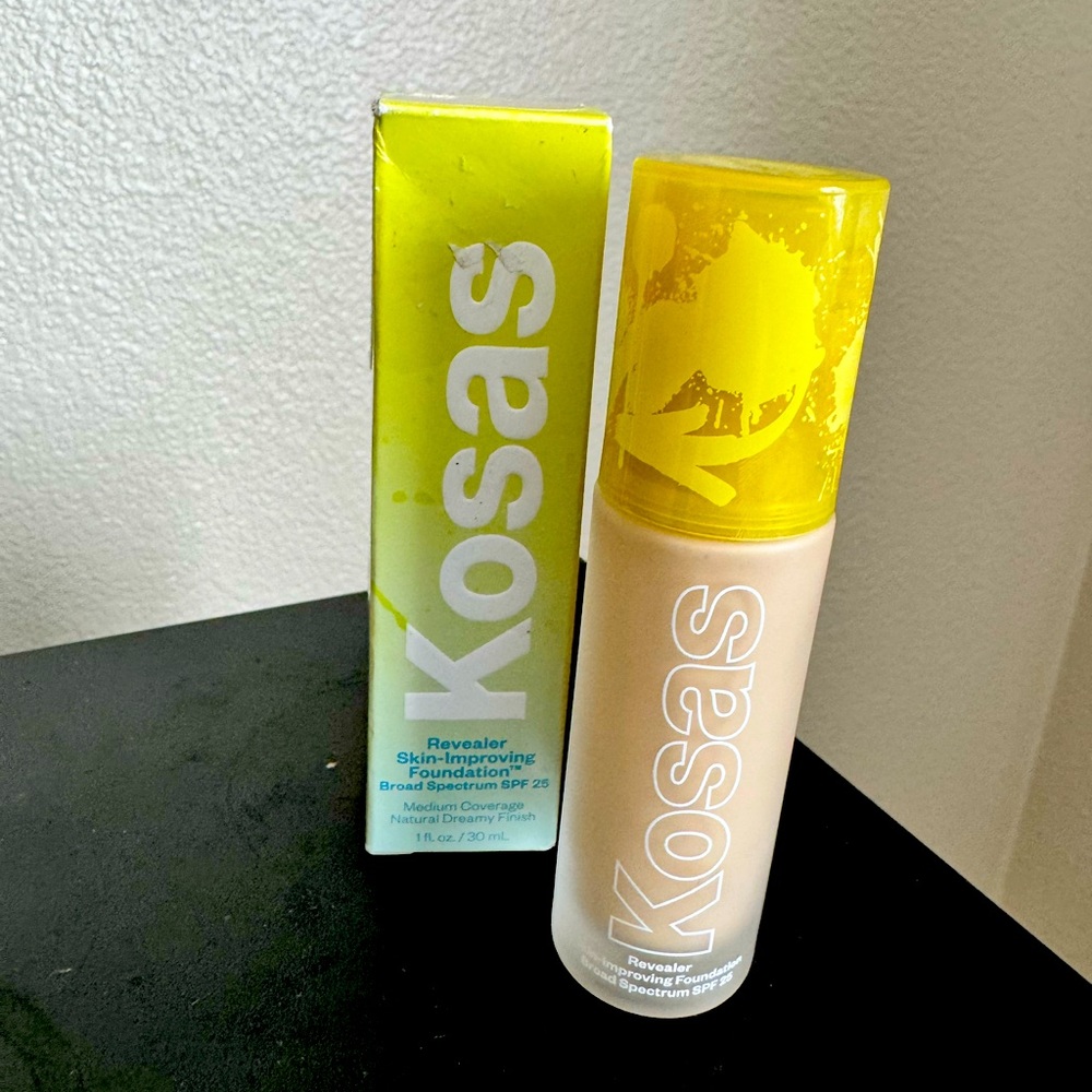 Kosas Revealer Skin-Improving Foundation - Cream